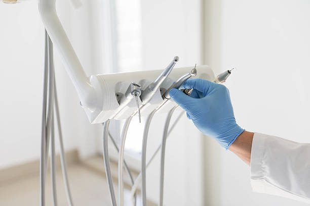 24/7 Emergency Wisdom Tooth Removal experts in University, FL
